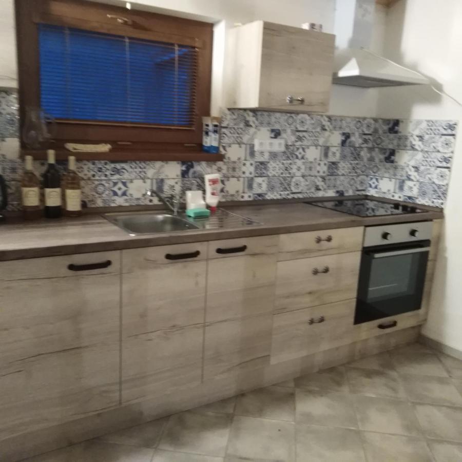 Vinny Sklep Kovarna - Nad Presovnou Rohatec Экстерьер фото