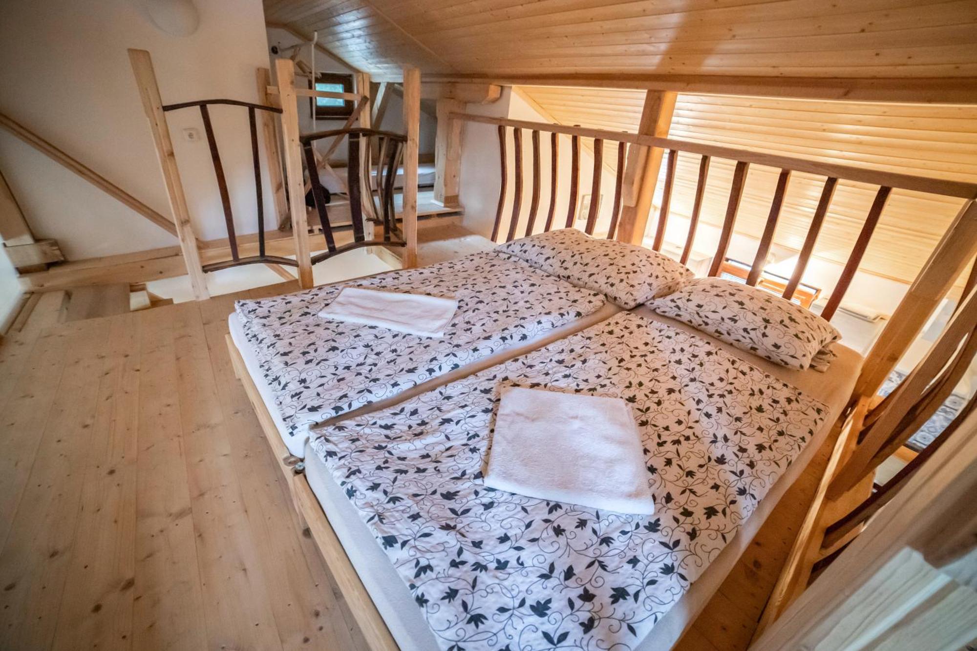 Vinny Sklep Kovarna - Nad Presovnou Rohatec Экстерьер фото